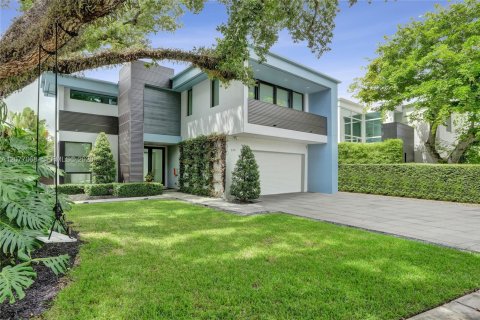 Villa ou maison à vendre à Fort Lauderdale, Floride: 4 chambres, 337.7 m2 № 2348765 - photo 2