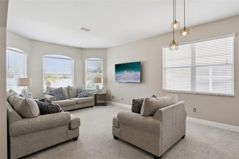 Villa ou maison à vendre à Davenport, Floride: 5 chambres, 273.97 m2 № 2398540 - photo 8