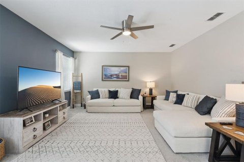 Villa ou maison à vendre à Davenport, Floride: 5 chambres, 273.97 m2 № 2398540 - photo 17
