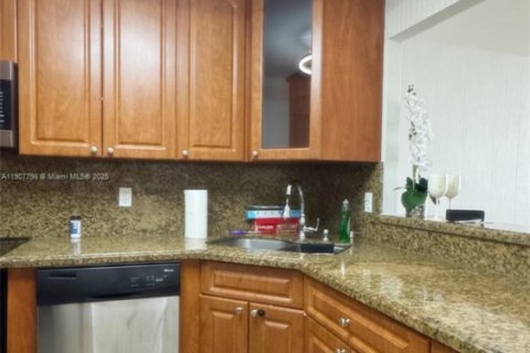 Copropriété à louer à Hallandale Beach, Floride: 1 chambre, 76.18 m2 № 1964145 - photo 6