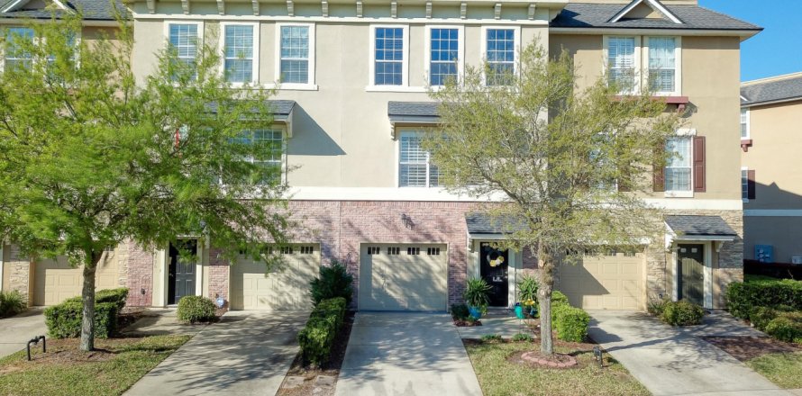 Casa en Jacksonville, Florida 3 dormitorios, 199 m2 № 776381