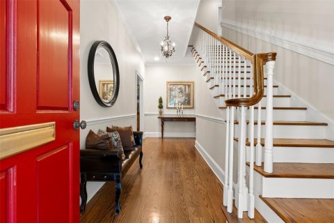 Casa en alquiler en Tampa, Florida, 4 dormitorios, 328.87 m2 № 1915358 - foto 5