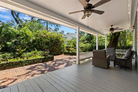 Casa en alquiler en Tampa, Florida, 4 dormitorios, 328.87 m2 № 1915358 - foto 14