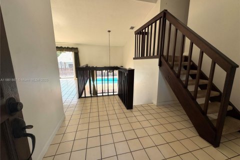 Casa en venta en Miami, Florida, 3 dormitorios, 177.72 m2 № 1892440 - foto 10