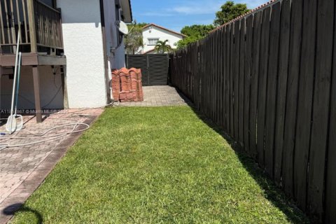 Casa en venta en Miami, Florida, 3 dormitorios, 177.72 m2 № 1892440 - foto 9