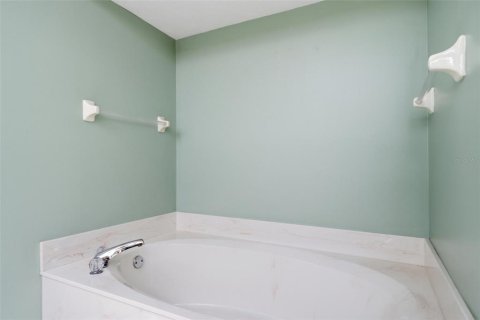 House in Crystal River, Florida 3 bedrooms, 162.67 sq.m. № 2212275 - photo 27