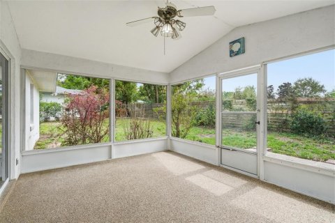 House in Crystal River, Florida 3 bedrooms, 162.67 sq.m. № 2212275 - photo 7