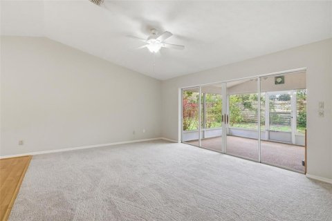 House in Crystal River, Florida 3 bedrooms, 162.67 sq.m. № 2212275 - photo 18