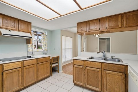 House in Crystal River, Florida 3 bedrooms, 162.67 sq.m. № 2212275 - photo 22