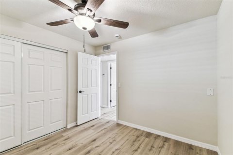 Casa en venta en Tampa, Florida, 3 dormitorios, 184.78 m2 № 1761444 - foto 30