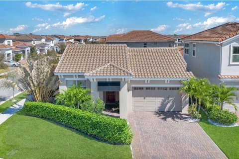 House in Orlando, Florida 4 bedrooms, 225.2 sq.m. № 2221545