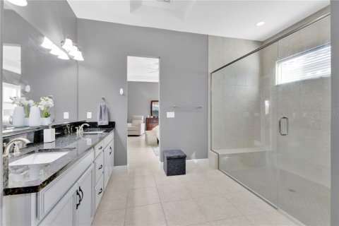 House in Orlando, Florida 4 bedrooms, 225.2 sq.m. № 2221545 - photo 27