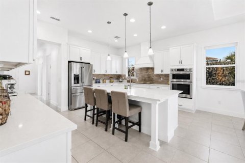 House in Orlando, Florida 4 bedrooms, 225.2 sq.m. № 2221545 - photo 7