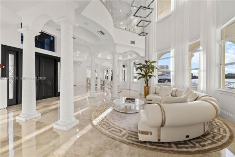 Villa ou maison à vendre à North Miami Beach, Floride: 5 chambres, 728.63 m2 № 2081240 - photo 23
