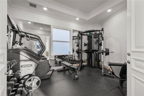 Villa ou maison à vendre à North Miami Beach, Floride: 5 chambres, 728.63 m2 № 2081240 - photo 21