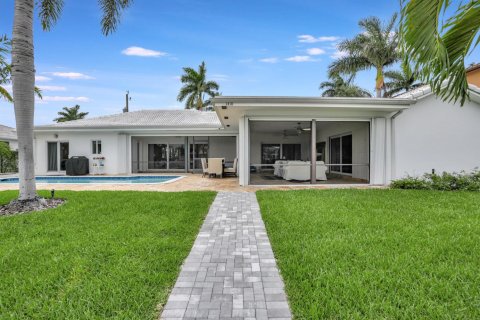 House in Deerfield Beach, Florida 3 bedrooms, 194.72 sq.m. № 2158352 - photo 26