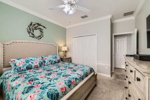 Casa en venta en Kissimmee, Florida, 6 dormitorios, 305.74 m2 № 1681089 - foto 22