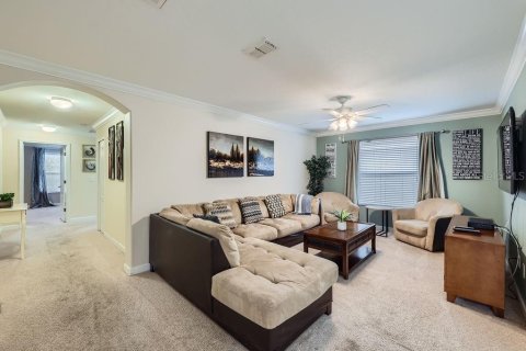 Casa en venta en Kissimmee, Florida, 6 dormitorios, 305.74 m2 № 1681089 - foto 29