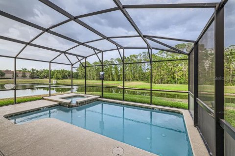Casa en venta en Kissimmee, Florida, 6 dormitorios, 305.74 m2 № 1681089 - foto 3