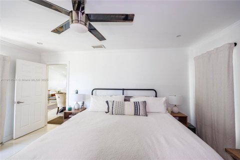 House in Coral Springs, Florida 3 bedrooms, 130.53 sq.m. № 1974511 - photo 21