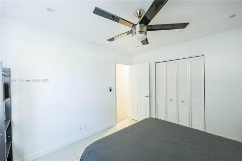 House in Coral Springs, Florida 3 bedrooms, 130.53 sq.m. № 1974511 - photo 30