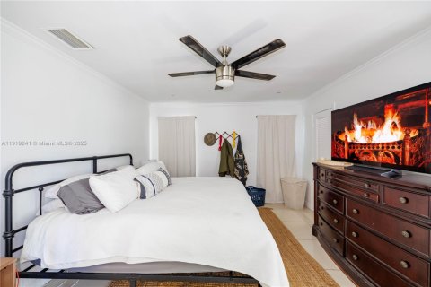 House in Coral Springs, Florida 3 bedrooms, 130.53 sq.m. № 1974511 - photo 19