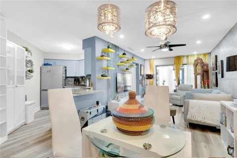 Купить кондоминиум в Орландо, Флорида 5 комнат, 62.71м2, № 1915666 - фото 4