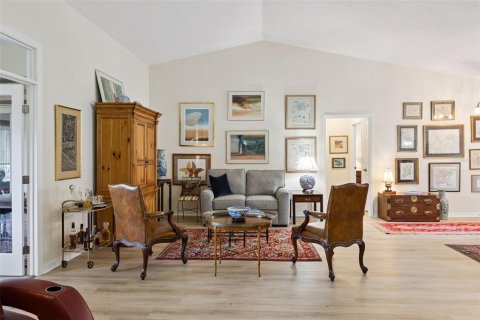 Купить виллу или дом в Лисбург, Флорида 11 комнат, 207.45м2, № 2424434 - фото 9