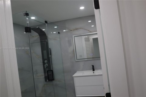 Casa en alquiler en Hollywood, Florida, 3 dormitorios, 124.49 m2 № 1927840 - foto 17