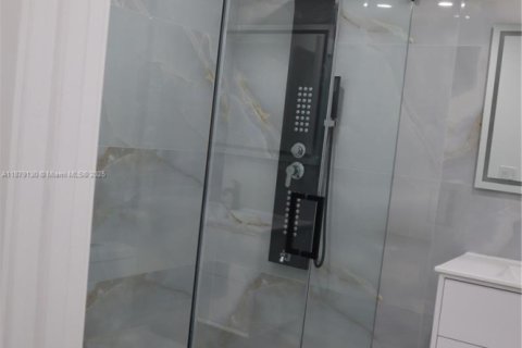 Casa en alquiler en Hollywood, Florida, 3 dormitorios, 124.49 m2 № 1927840 - foto 14