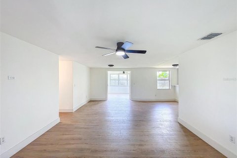 Villa ou maison à vendre à Holiday, Floride: 3 chambres, 103.68 m2 № 1785203 - photo 22
