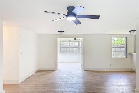 Villa ou maison à vendre à Holiday, Floride: 3 chambres, 103.68 m2 № 1785203 - photo 21