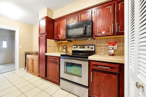 Villa ou maison à vendre à Orlando, Floride: 3 chambres, 137.96 m2 № 1593388 - photo 9