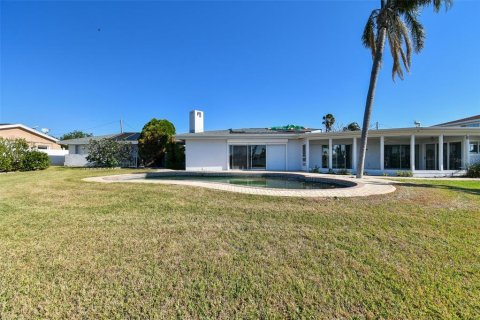 Villa ou maison à vendre à Madeira Beach, Floride: 4 chambres, 292.27 m2 № 1570272 - photo 18