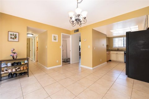 Copropriété à vendre à Altamonte Springs, Floride: 2 chambres, 114.73 m2 № 2157830 - photo 15