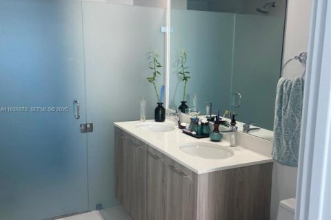 Снять в аренду кондоминиум в Майами, Флорида 1 спальня, 56.67м2, № 2034269 - фото 5