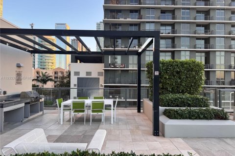 Снять в аренду кондоминиум в Майами, Флорида 1 спальня, 56.67м2, № 2034269 - фото 23