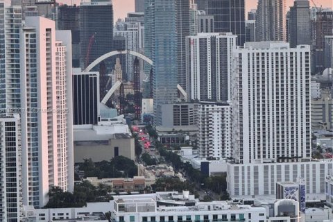 Снять в аренду кондоминиум в Майами, Флорида 1 спальня, 56.67м2, № 2034269 - фото 17