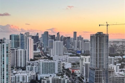 Снять в аренду кондоминиум в Майами, Флорида 1 спальня, 56.67м2, № 2034269 - фото 15