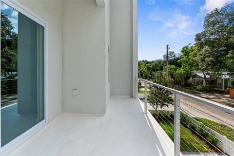 Townhouse in Tampa, Florida 3 bedrooms, 202.62 sq.m. № 1833312 - photo 18