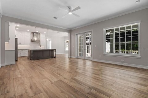 House in Celebration, Florida 6 bedrooms, 390.93 sq.m. № 1670218 - photo 19
