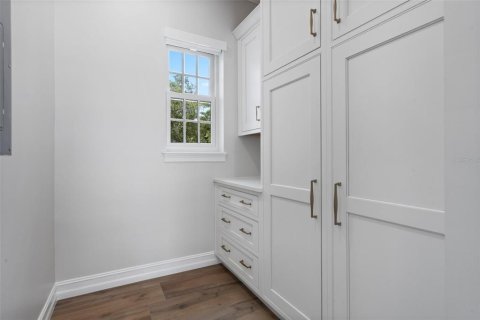 House in Celebration, Florida 6 bedrooms, 390.93 sq.m. № 1670218 - photo 24