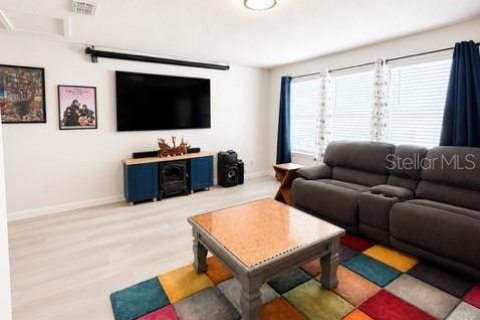 House in Orlando, Florida 5 bedrooms, 321.81 sq.m. № 2152073 - photo 21