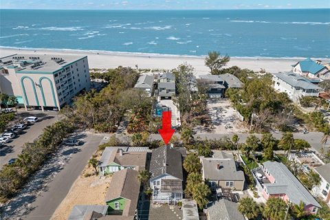 Villa ou maison à vendre à Treasure Island, Floride: 2 chambres, 105.91 m2 № 1592456 - photo 29