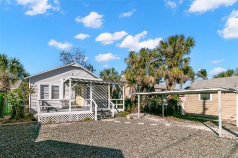 Villa ou maison à vendre à Treasure Island, Floride: 2 chambres, 105.91 m2 № 1592456 - photo 4