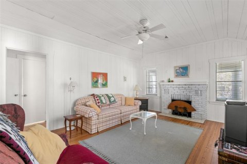Villa ou maison à vendre à Treasure Island, Floride: 2 chambres, 105.91 m2 № 1592456 - photo 16