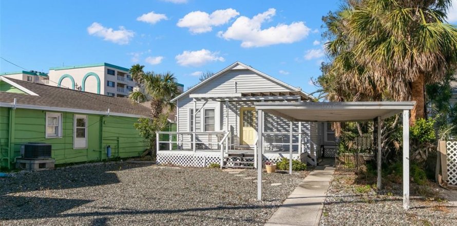 Villa ou maison à Treasure Island, Floride 2 chambres, 105.91 m2 № 1592456
