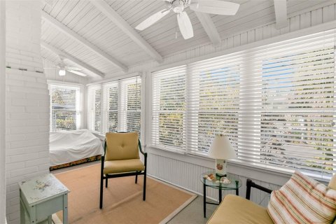 Villa ou maison à vendre à Treasure Island, Floride: 2 chambres, 105.91 m2 № 1592456 - photo 26