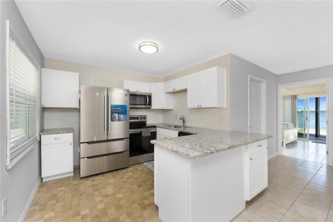 Condo in Englewood, Florida, 3 bedrooms  № 1743622 - photo 7