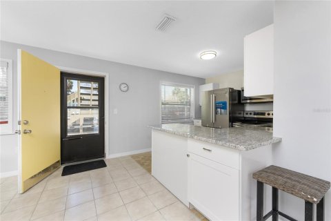 Condo in Englewood, Florida, 3 bedrooms  № 1743622 - photo 4